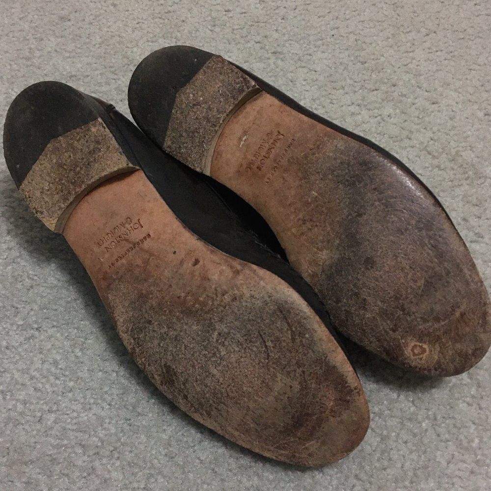 Johnston & Murphy Men’s Black Tassel Loafers - Picture 5 of 8